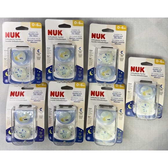 Nuk Orthodontic Boys Pacifiers LOT OF 14/7 PACKS NEW-0-6 MONTH Glows in the Dark - Picture 1 of 3